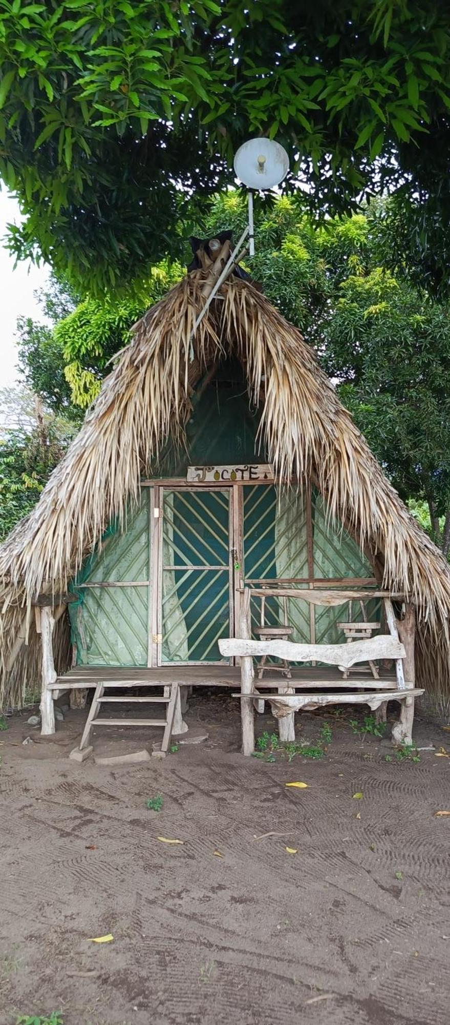 Готель La Sirenita - Ometepe Altagracia Екстер'єр фото